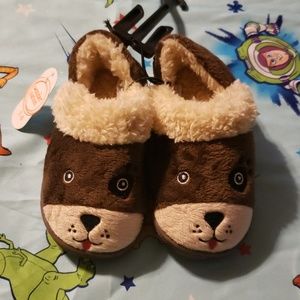 Boy's slippers